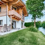 Riverside Chalet Alpspitze